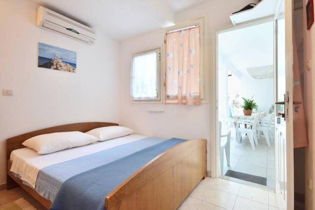 Omis Center Vila Εξωτερικό φωτογραφία